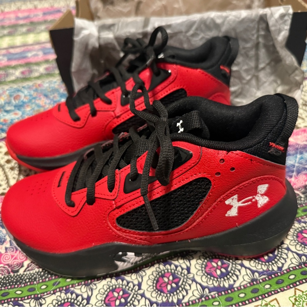 Under Armour Kids Red and Black Lockdown 6 Sneakers